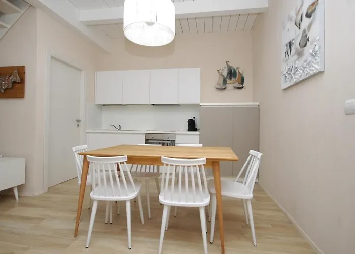 Marinazzurra - Goelba *